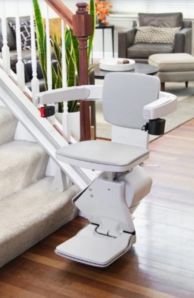 Stair Lifts Atlanta serves homeowners throughout Metro Atlanta and North Georgia with equipment designed for a variety of mobility needs. This images shows a straight stair lift in a residence. 